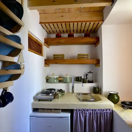 Lindos Esel Suites Apartment *